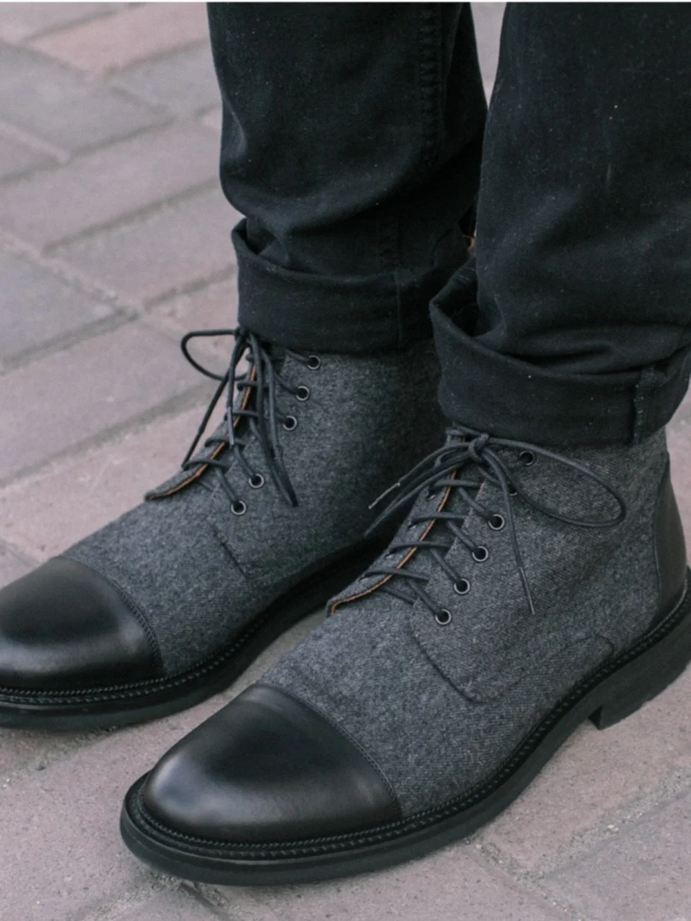 J.Ferrar Kilburn Men's Gray & Black  Cap-Toe Lace-Up Boots Size 10 NWT